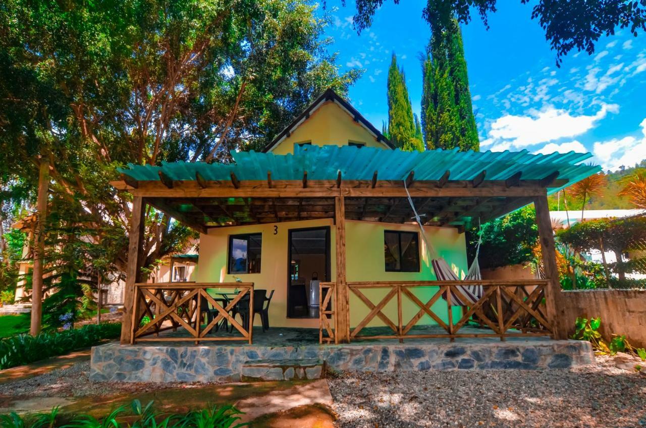 Hotel Rancho Constanza & Cabanas De La Montana מראה חיצוני תמונה