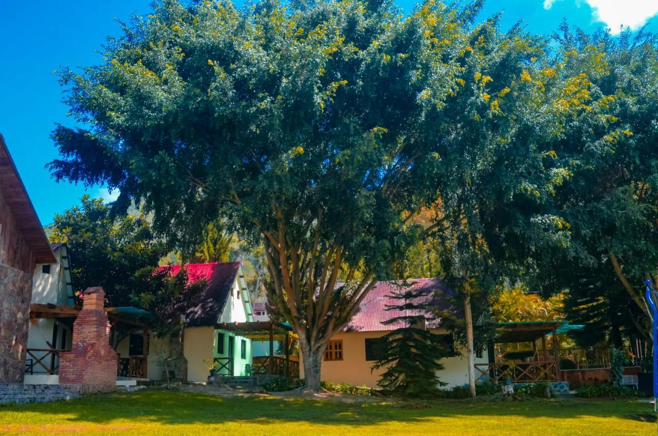 Hotel Rancho Constanza & Cabanas De La Montana מראה חיצוני תמונה